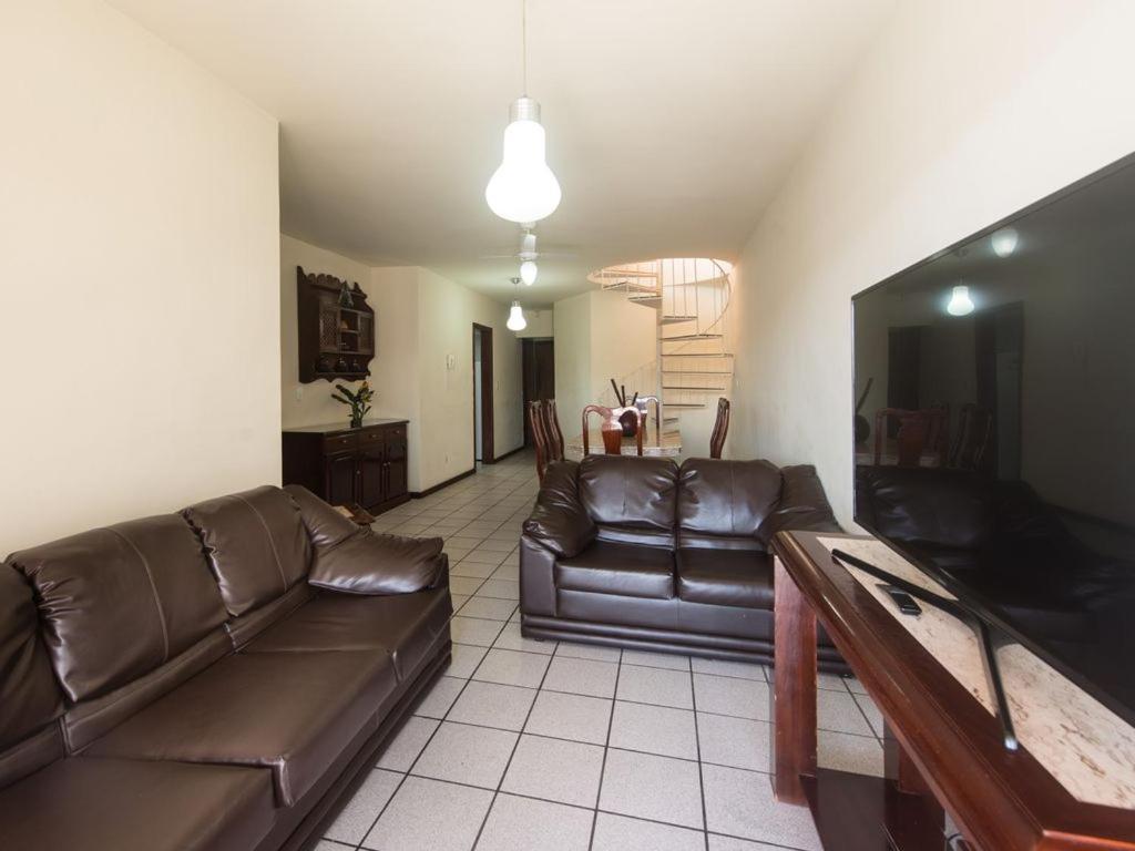 Excelente Cobertura Duplex A 2 Quadras Da Praia Do Forte Com 4 Quartos Cabo Frio Esterno foto